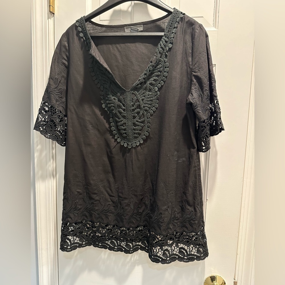 Gracia Black Embroidered Boho Tunic Size Large